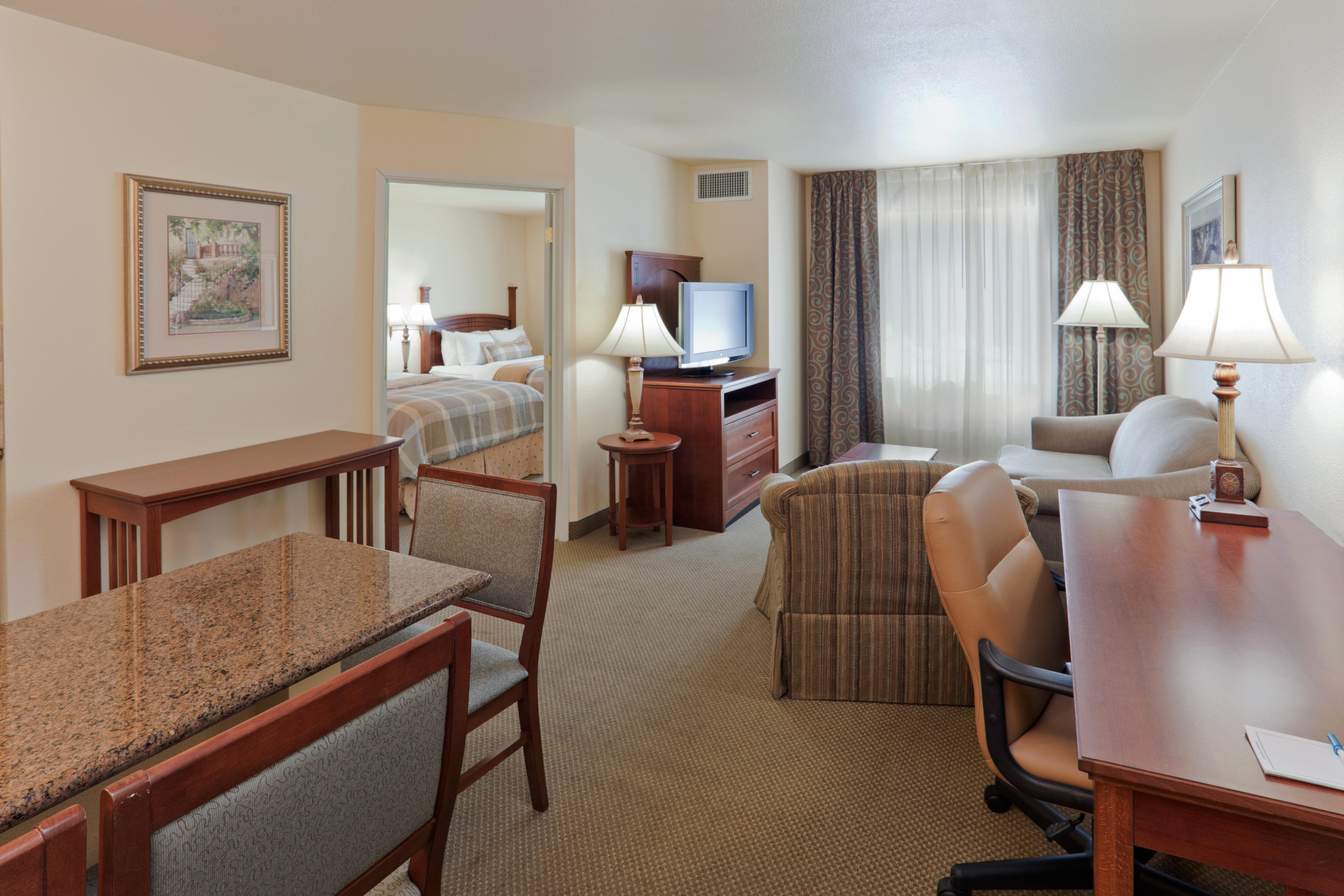 Hotel Staybridge Airport Natomas, An Ihg 3*