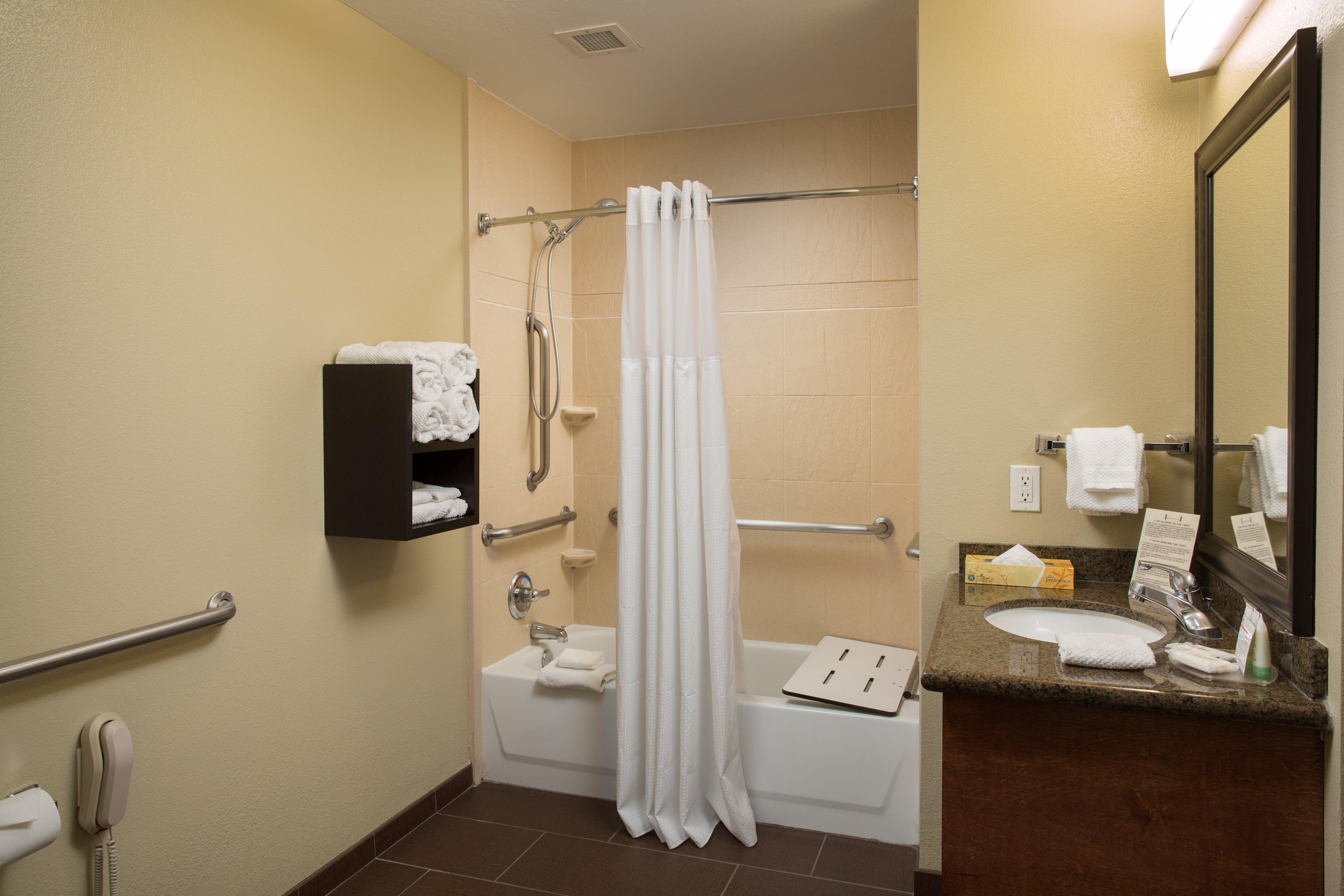 Staybridge Airport Natomas, An Ihg Hotel 3*