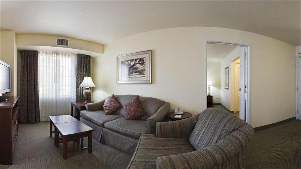 Hotel Staybridge Airport Natomas, An Ihg 3*